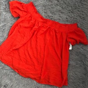 Off the shoulder new with tags Old Navy top